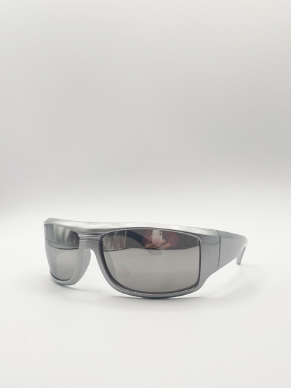 Silver Plastic Frame Racer Style sunglasses with Mirror Lenses