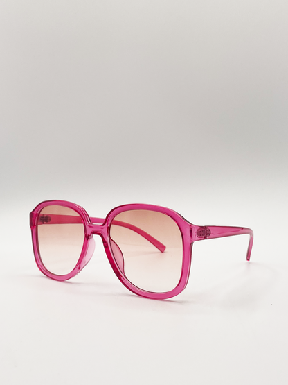 Vintage Style Oversized Sunglasses with Ombre Lenses in Pink