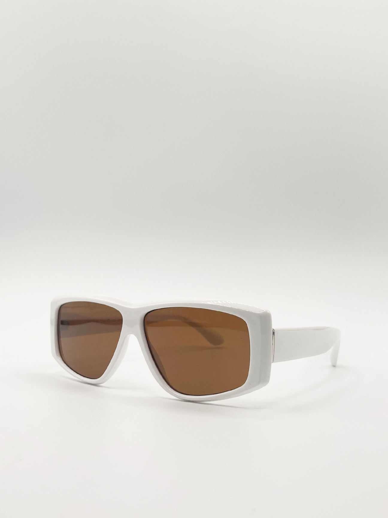 White Racer Style Sunglasses with Brown Lenses
