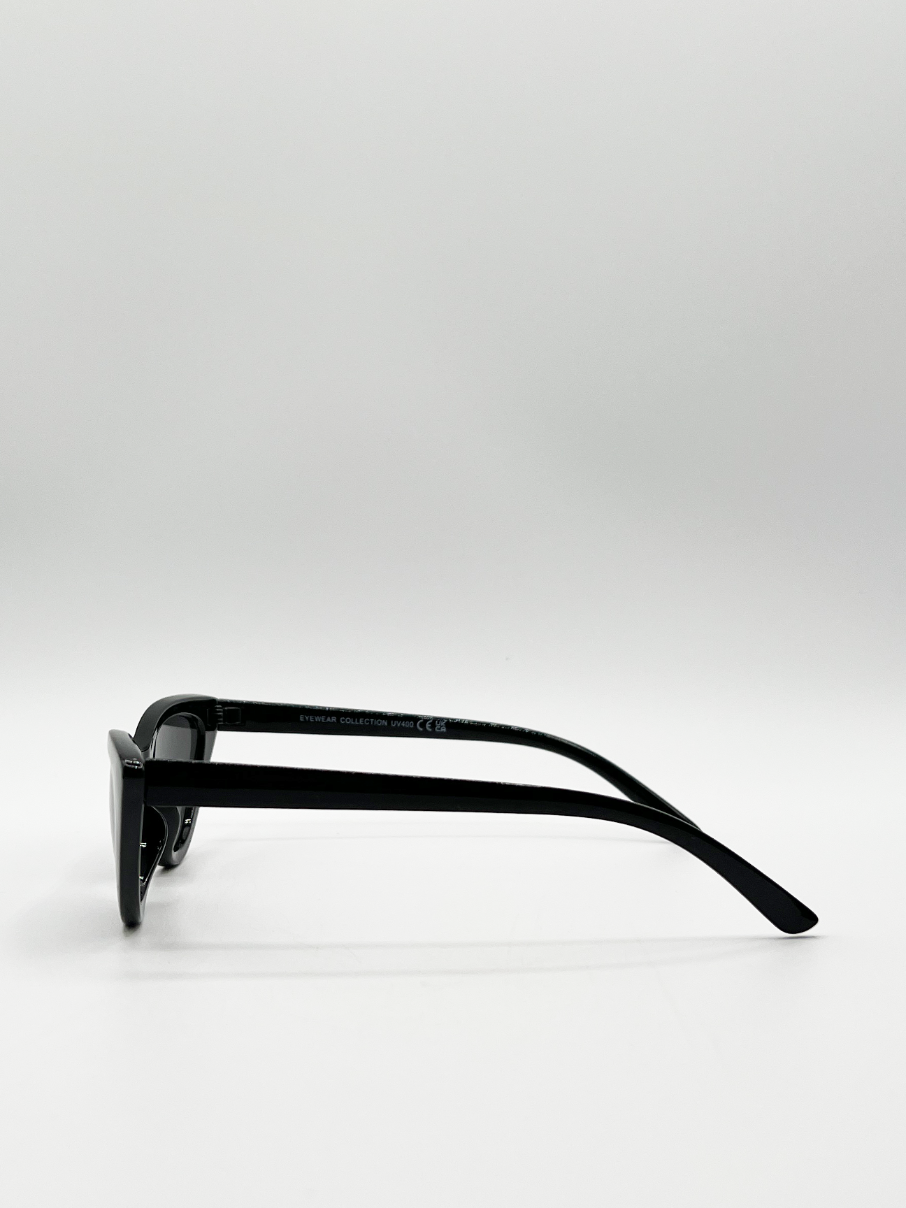 Classic cat eye frame sunglasses