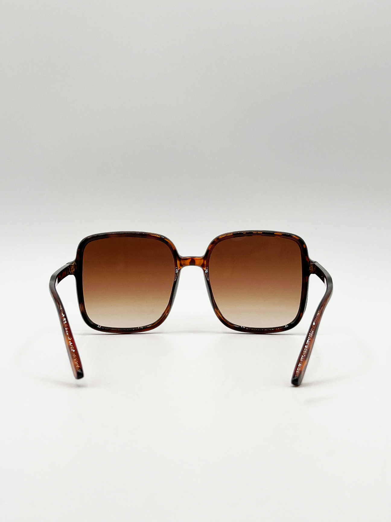 Oversized Lightweight Square Frame Sunglasses in Tortoiseshell