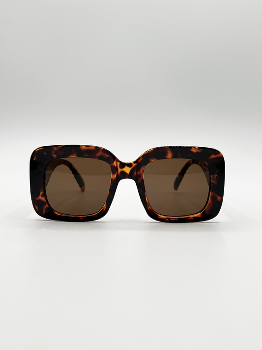 Oversized Square Sunglasses with Diamond Check Print Arm