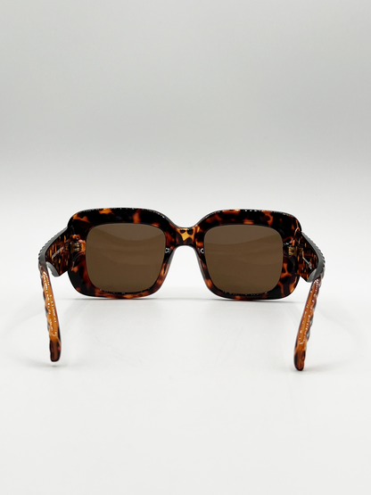 Oversized Square Sunglasses with Diamond Check Print Arm