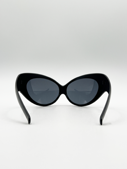 Ultra Curved Wrap Around Sunglasses in Black