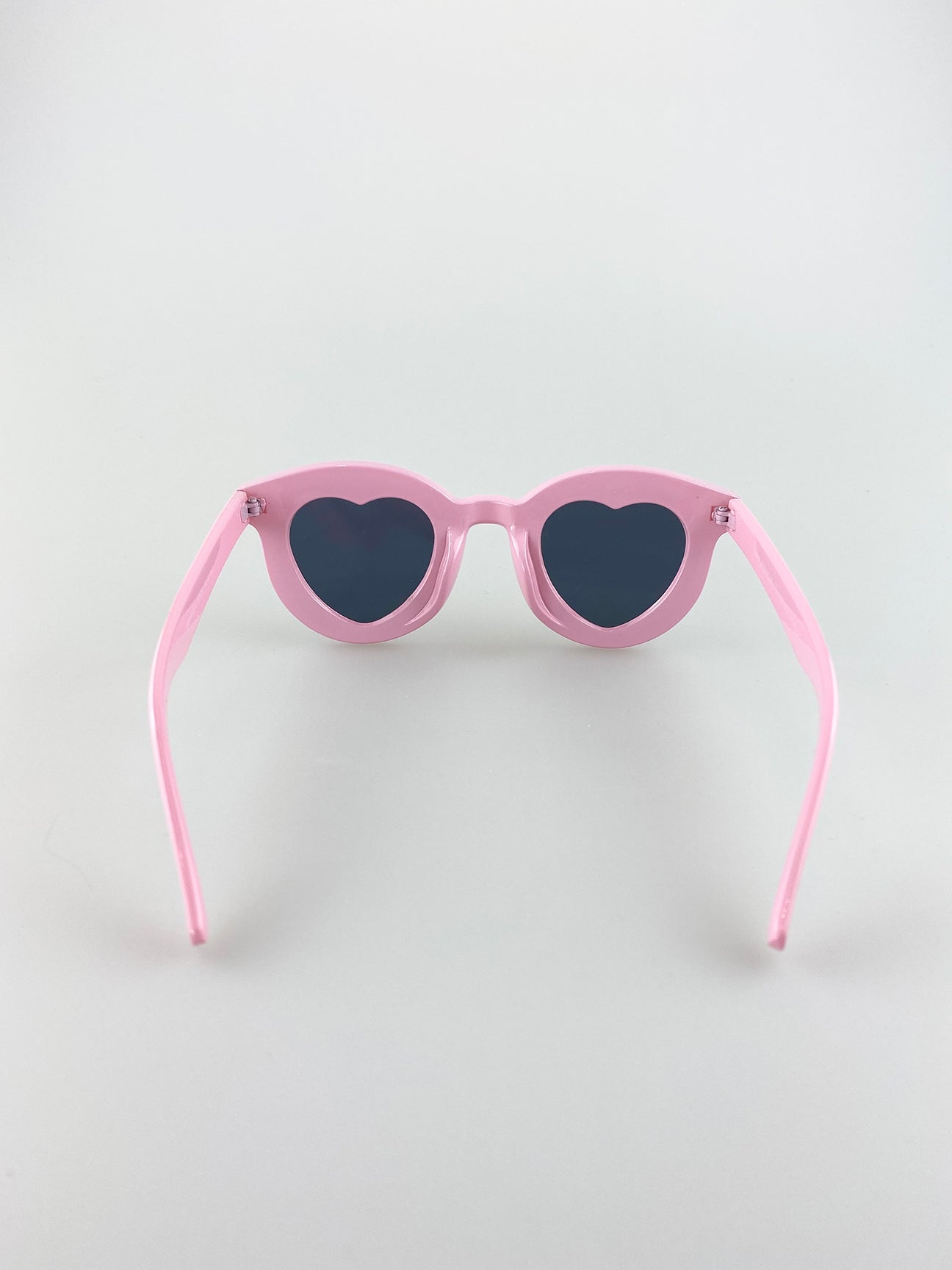 Round Pink Sunglasses with heart lenses