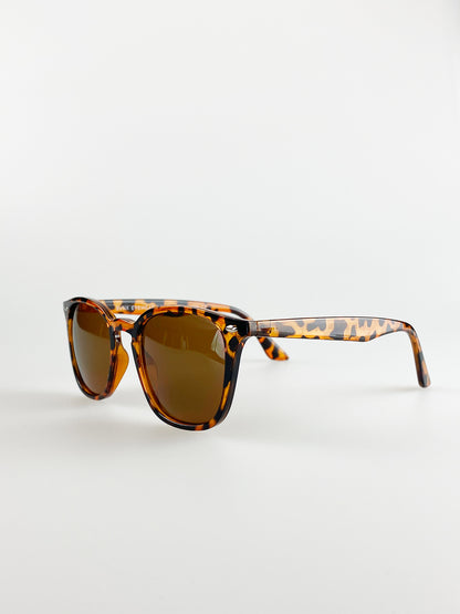 Tortoise Shell Wayfarer Sunglasses