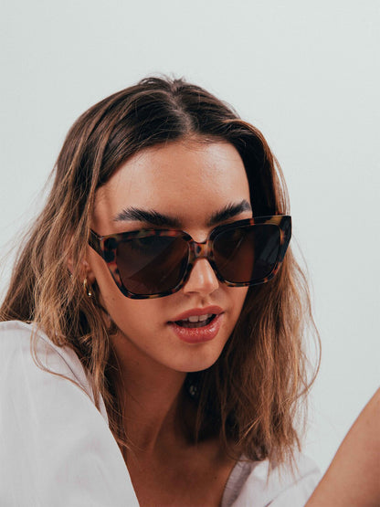 Cateye Sunglasses In Tortoise