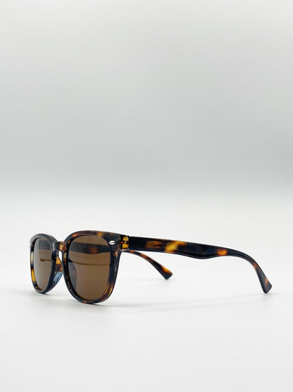 Tortoiseshell Classic Preppy Square Sunglasses With Key Hole Nosebridge