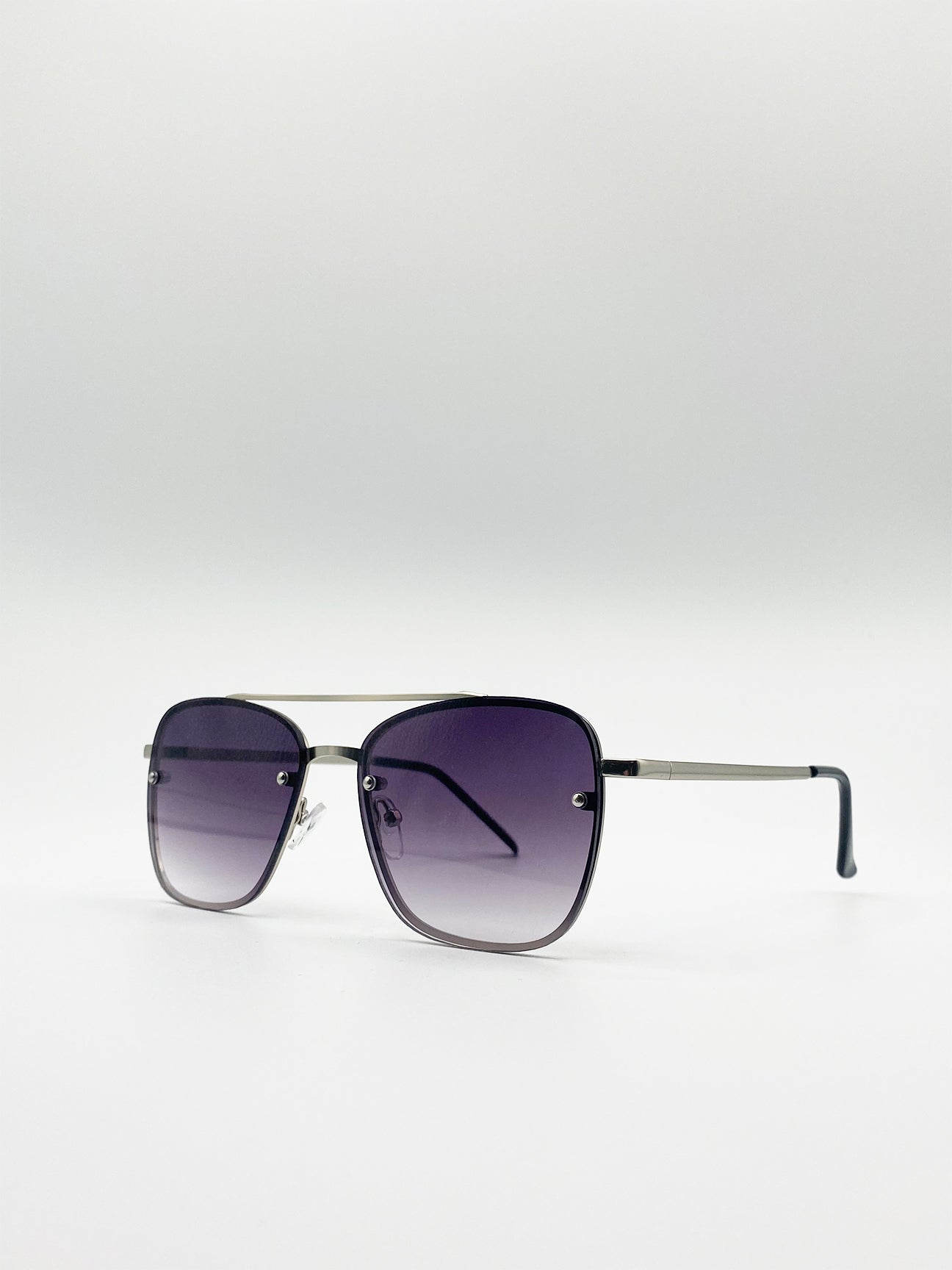Silver and Black Frame Aviator Sunglasses with Smoke Lenses