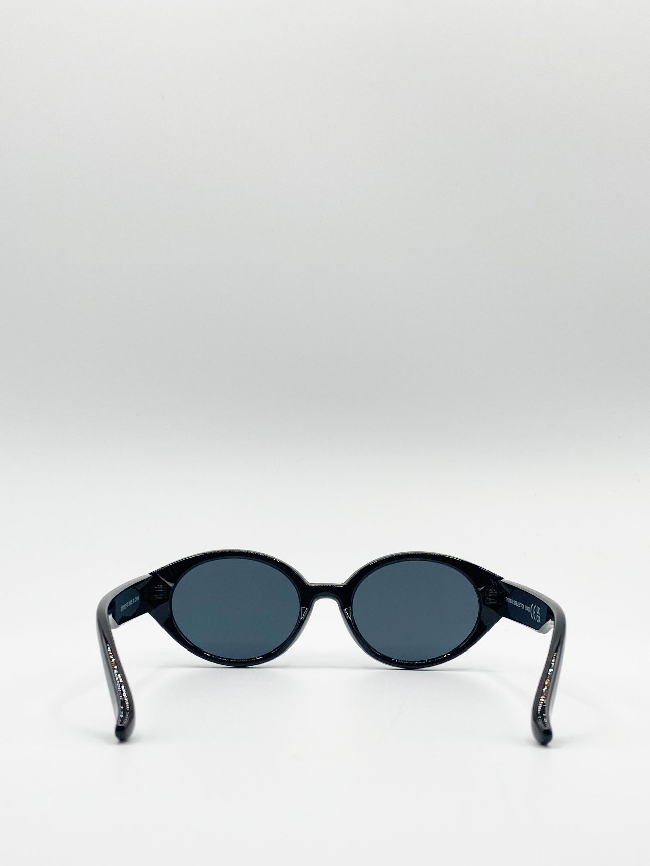 Oval Sunglasses In Black