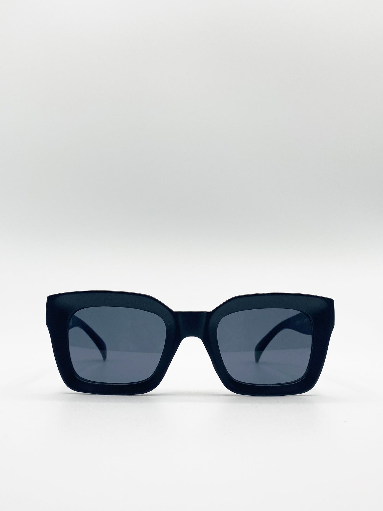Oversized Sunglasses In Matte Black