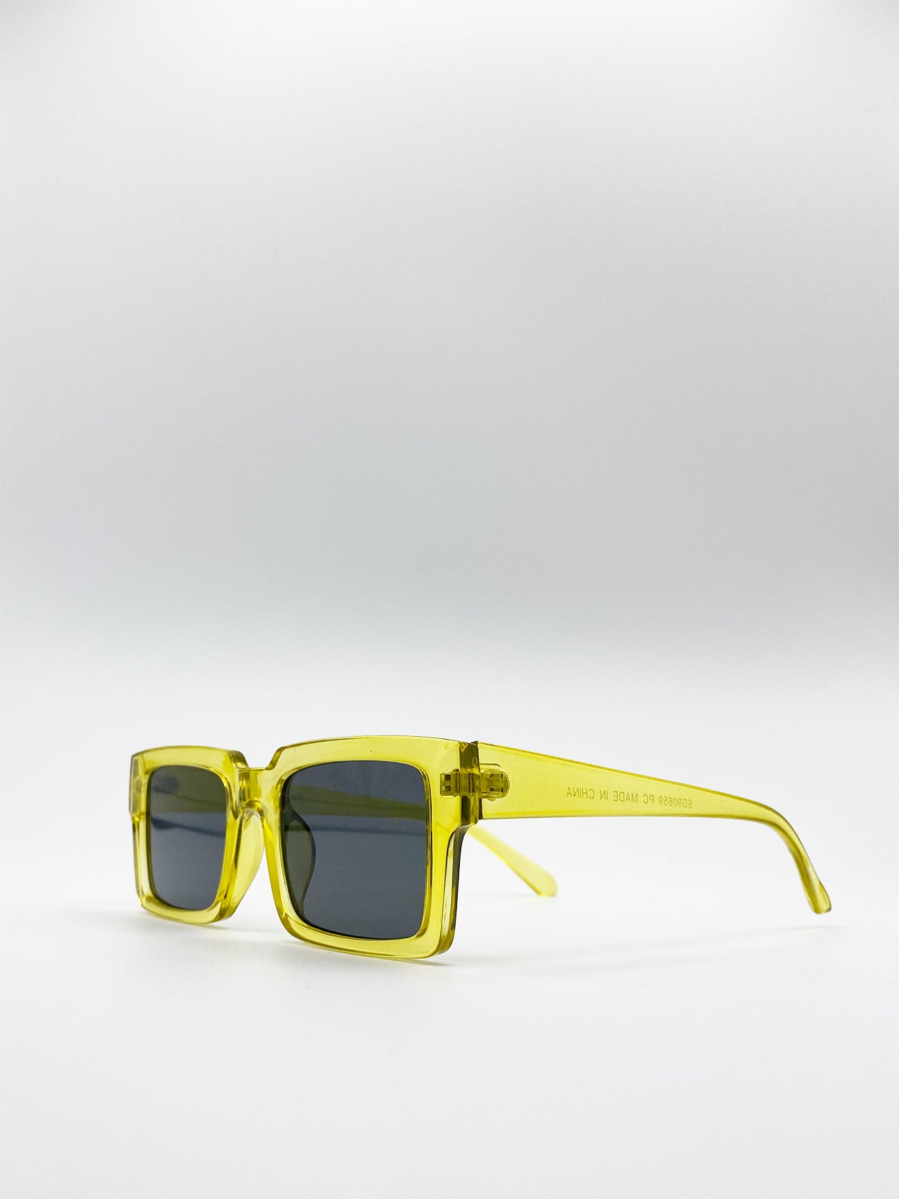 Square Sunglasses In Crystal Yellow