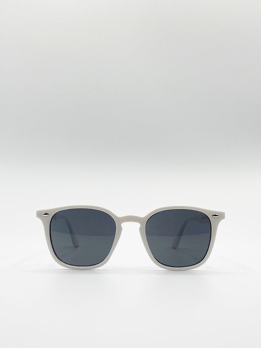 White Classic Preppy Square Sunglasses With Key Hole Nosebridge