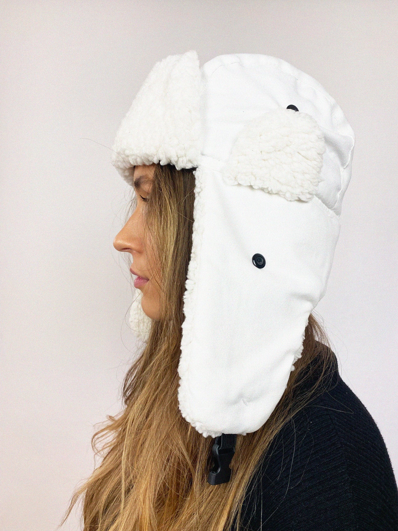 Trapper Hat In White